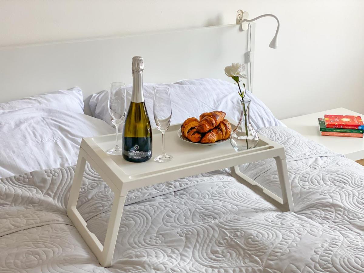 Apartament Loftowy Swietojanska Apartment Gdynia